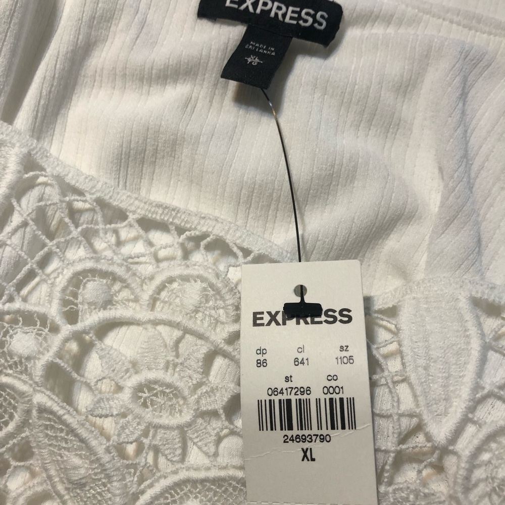 Express Top NWT - Picture 5 of 6